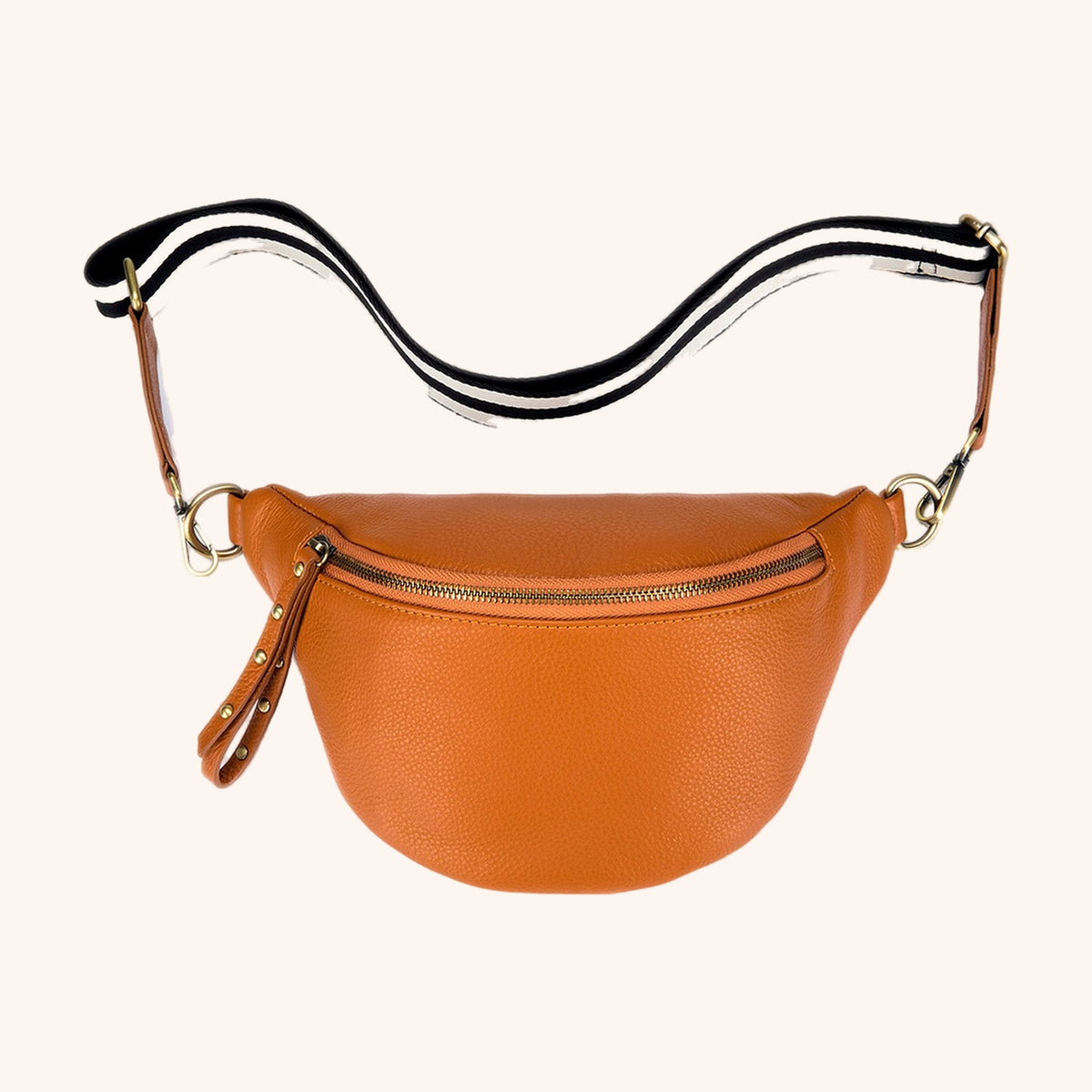 Sac Banane Cuir Grande Capacité en cuir vegan, vue détail - La Maison Cabas
