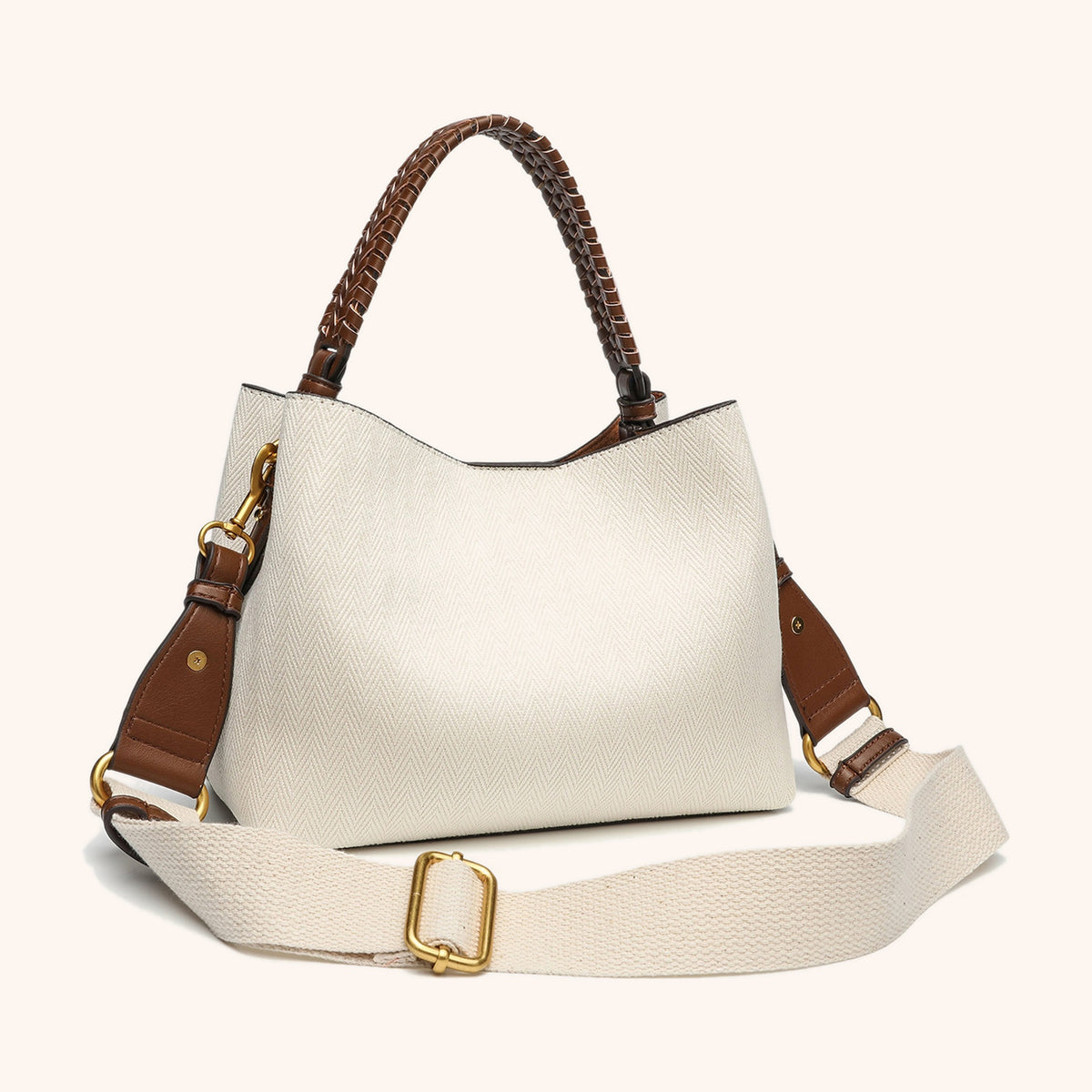 Sac Cabas Tressé Paille Beige, vue trois-quarts - La Maison Cabas